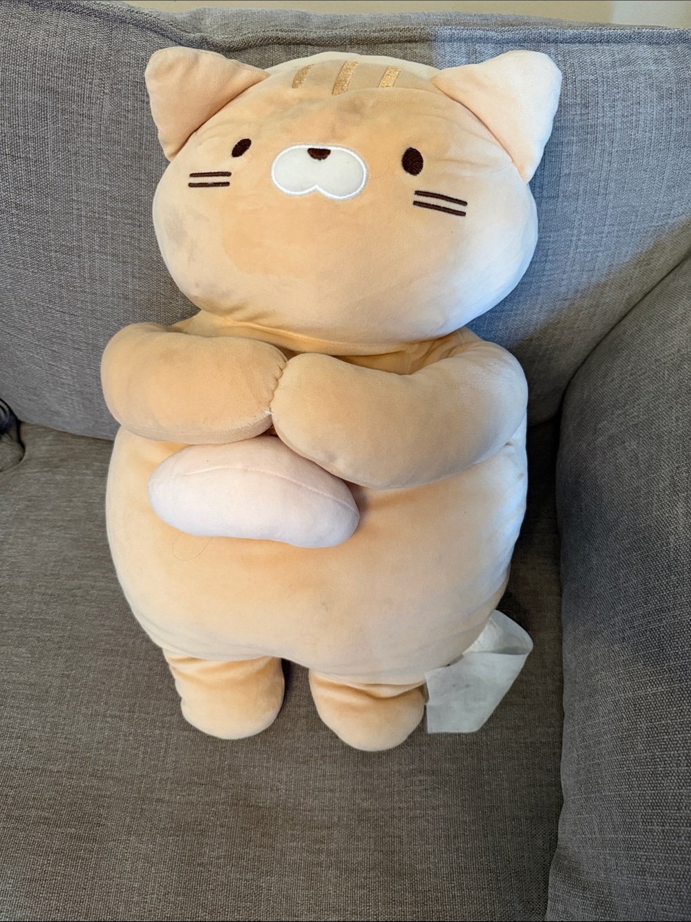 Plush Beige Cat Plush Toy - Soft Cuddly Pet Pillow minisu boneka kucing cat